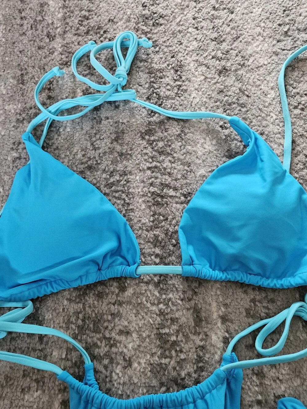 NWT Turquois Blue String Bikini Set With Matching Scrunchie, Size Large